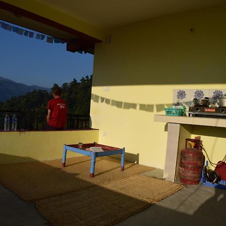 Gorgeous Village Guest House Pokhara Buitenkant foto