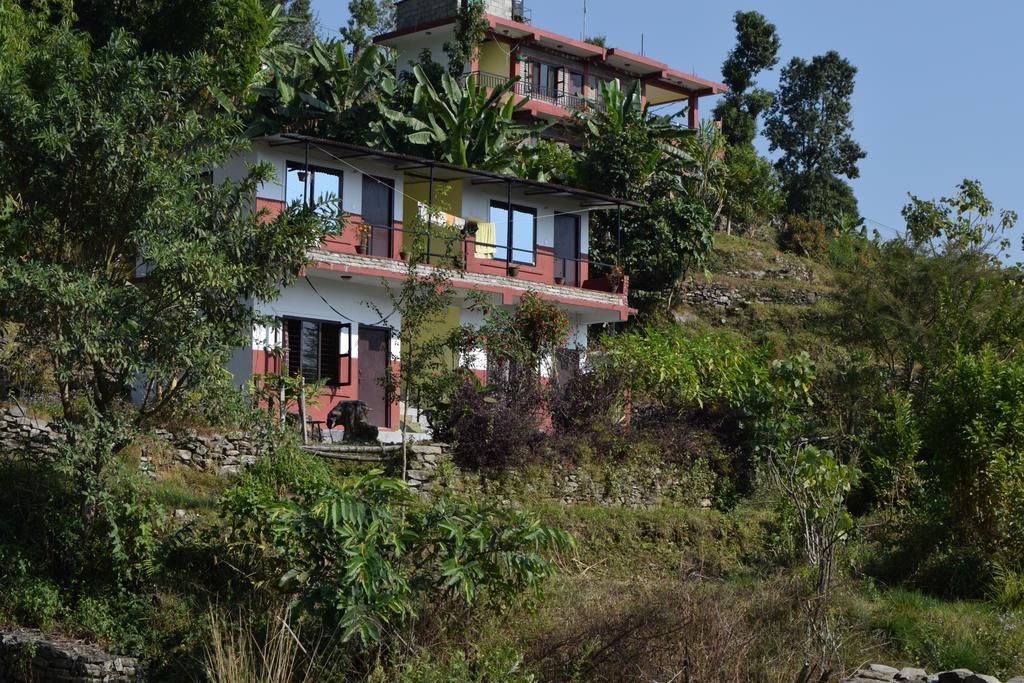 Gorgeous Village Guest House Pokhara Buitenkant foto