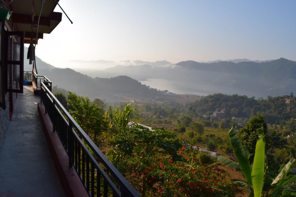 Gorgeous Village Guest House Pokhara Buitenkant foto