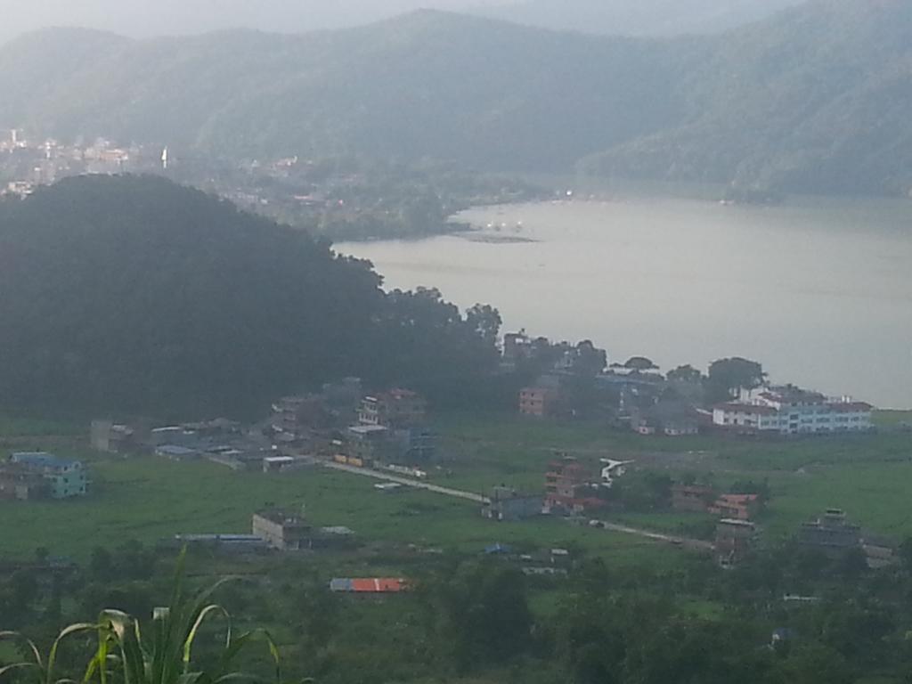 Gorgeous Village Guest House Pokhara Buitenkant foto