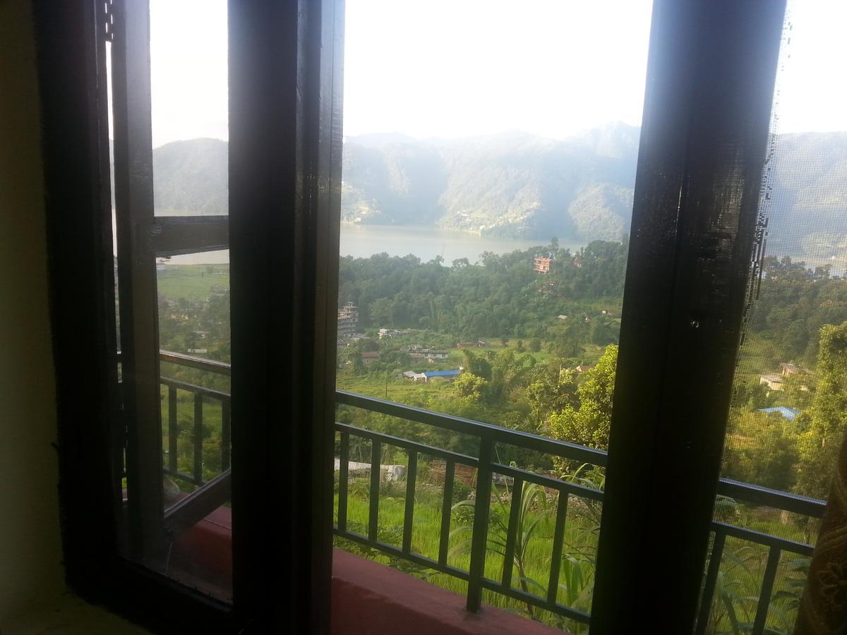 Gorgeous Village Guest House Pokhara Buitenkant foto